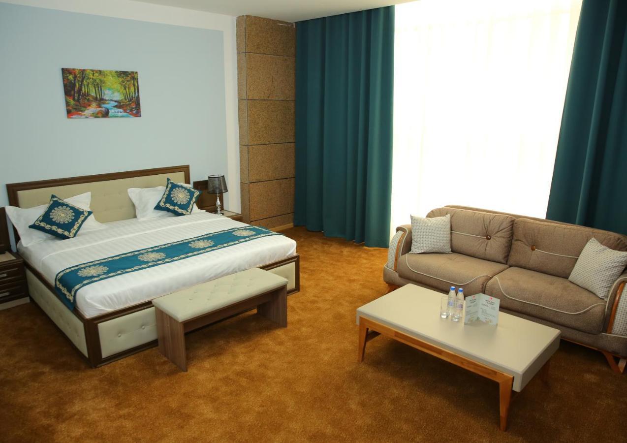 Hotel Shumon Dushanbe Exterior photo
